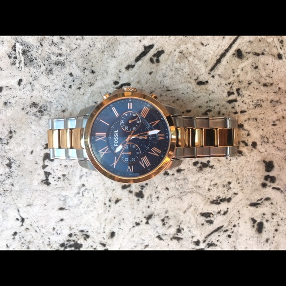 Fossil Watch - Picture 2 of 3